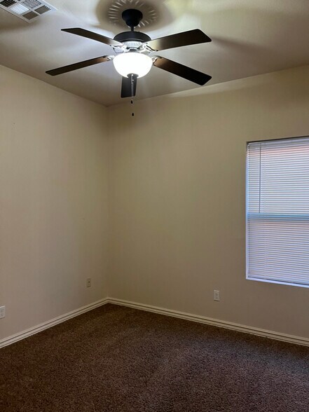 Building Photo - 500 Firstwood Pl