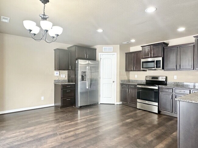 Building Photo - 9532 Bryce Canyon Dr