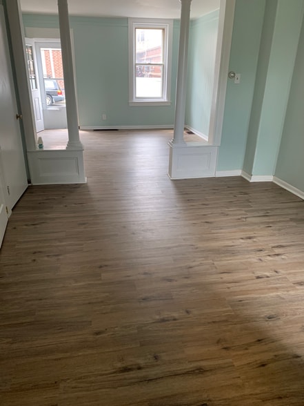 Building Photo - 142 S Union St