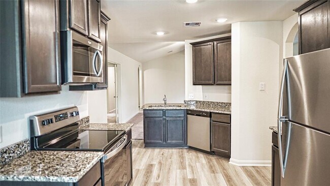 Building Photo - 7922 Vacek Meadows Loop