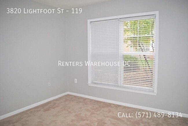 Building Photo - 3820 Lightfoot St