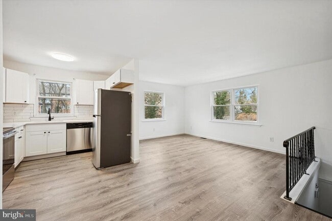 Building Photo - 50 Silver Lake Terrace