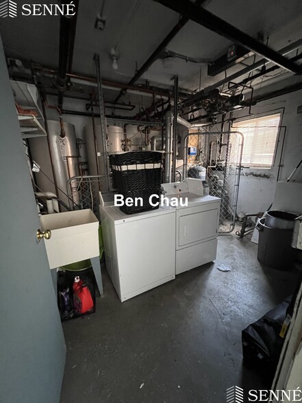 Building Photo - 6 Blair Pl