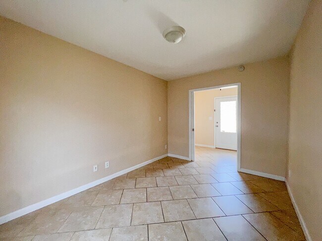 Building Photo - A Beautiful 2 Bedroom Home with Office and 2 Bonus Room