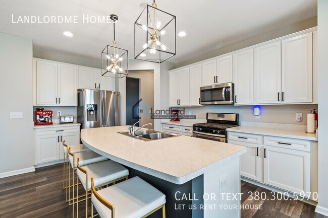 Building Photo - 648 White Fawn Run