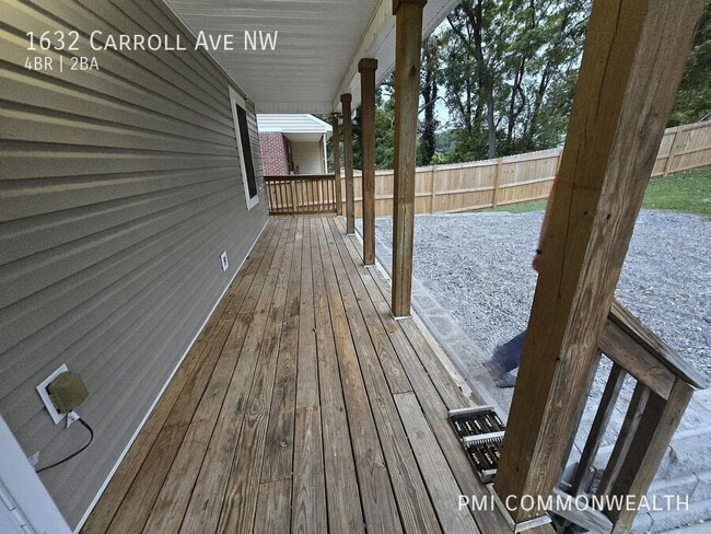 Building Photo - 1632 Carroll Ave NW