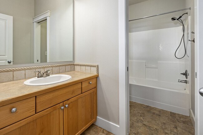 Building Photo - 4177 E Barber Station Way