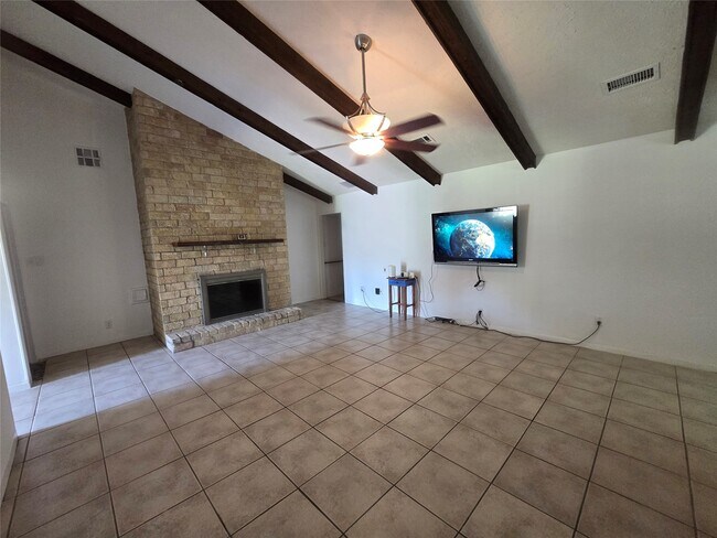 Building Photo - 9802 Sagepike Dr