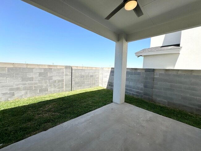 Building Photo - 7524 Cresta Bella Rd