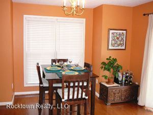 Building Photo - 2 br, 2.5 bath House - 1039 Alexander Hami...