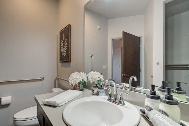 Building Photo - 2210 Remington Way