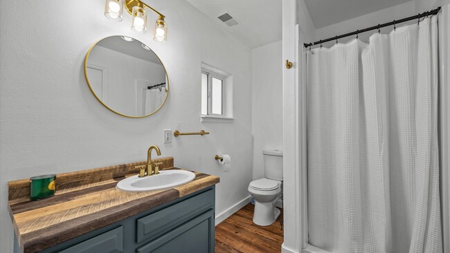 Building Photo - 3312-E 1/4 E 1/4 Rd