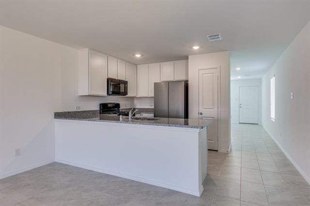 Building Photo - 9780 Skyhawk Ave