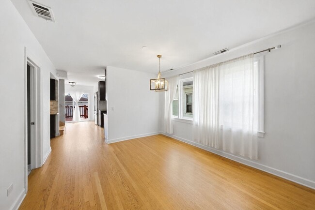 Building Photo - 2231 N 75th Ave