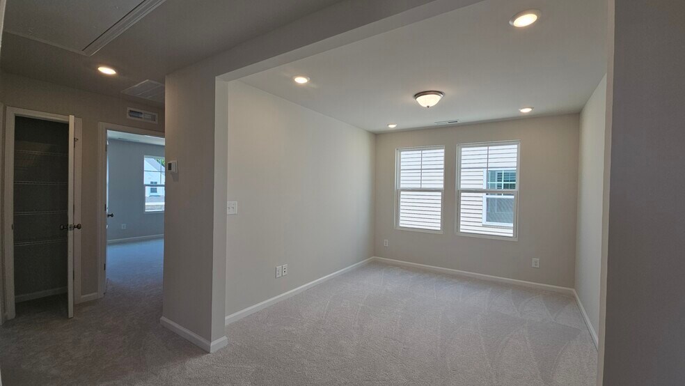 loft - 2200 Cape May Ln