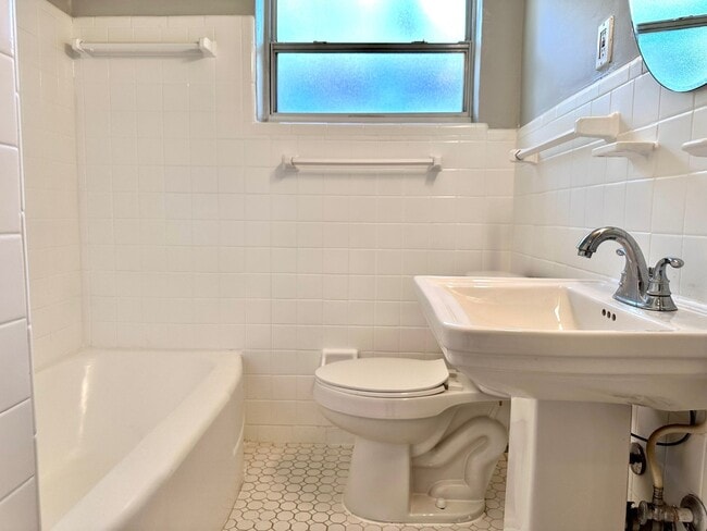 Building Photo - 2510 Boyd Ave