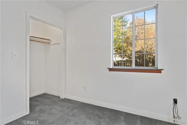 Building Photo - 107 Capitol Hill Dr