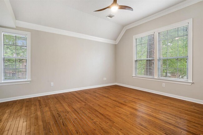 Building Photo - 50 N Cochrans Green Cir