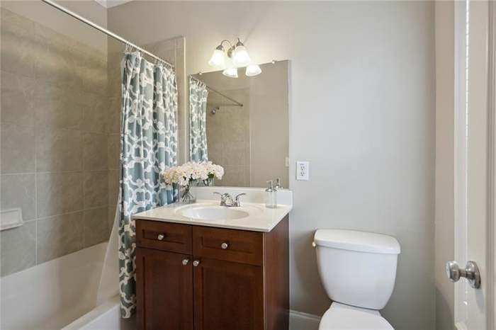 Bathroom - Basement - 1553 Mosaic Way