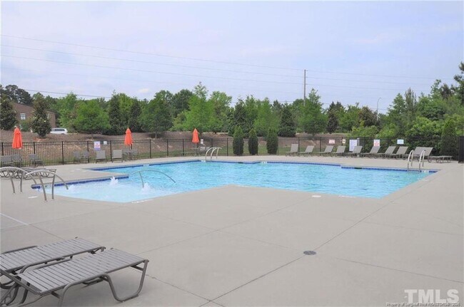 Building Photo - 410 Boscawen Ln
