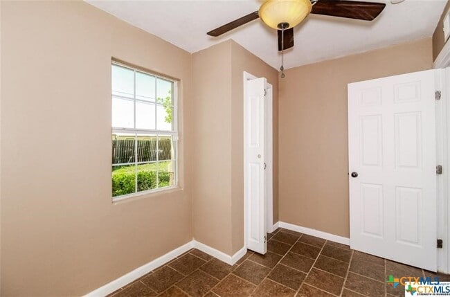 Building Photo - 4801 Renick Ranch Rd