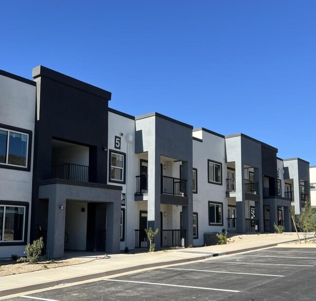 Building Photo - The Cove