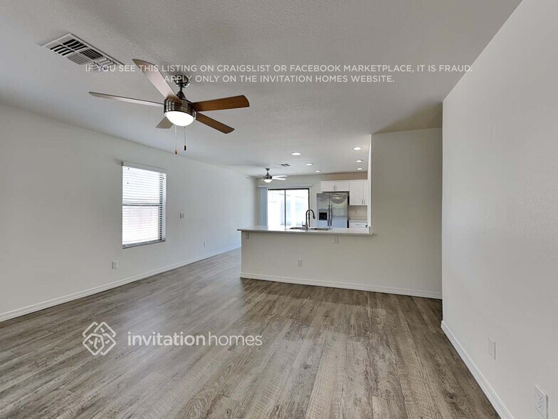 Building Photo - 2813 W Hayden Peak Dr