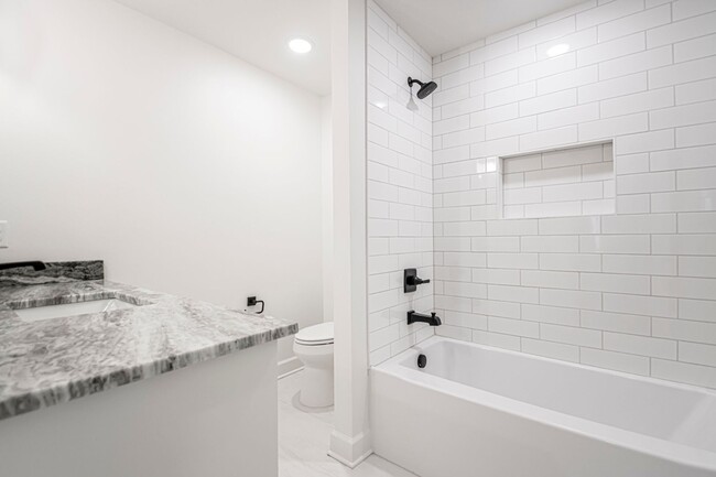 Building Photo - New Construction 4 bed 2 1/2 Bath, 2,310 s...