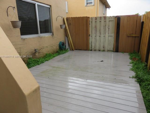 Building Photo - 9974 N Kendall Dr