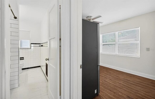 Building Photo - 5517 Gulfport Blvd S