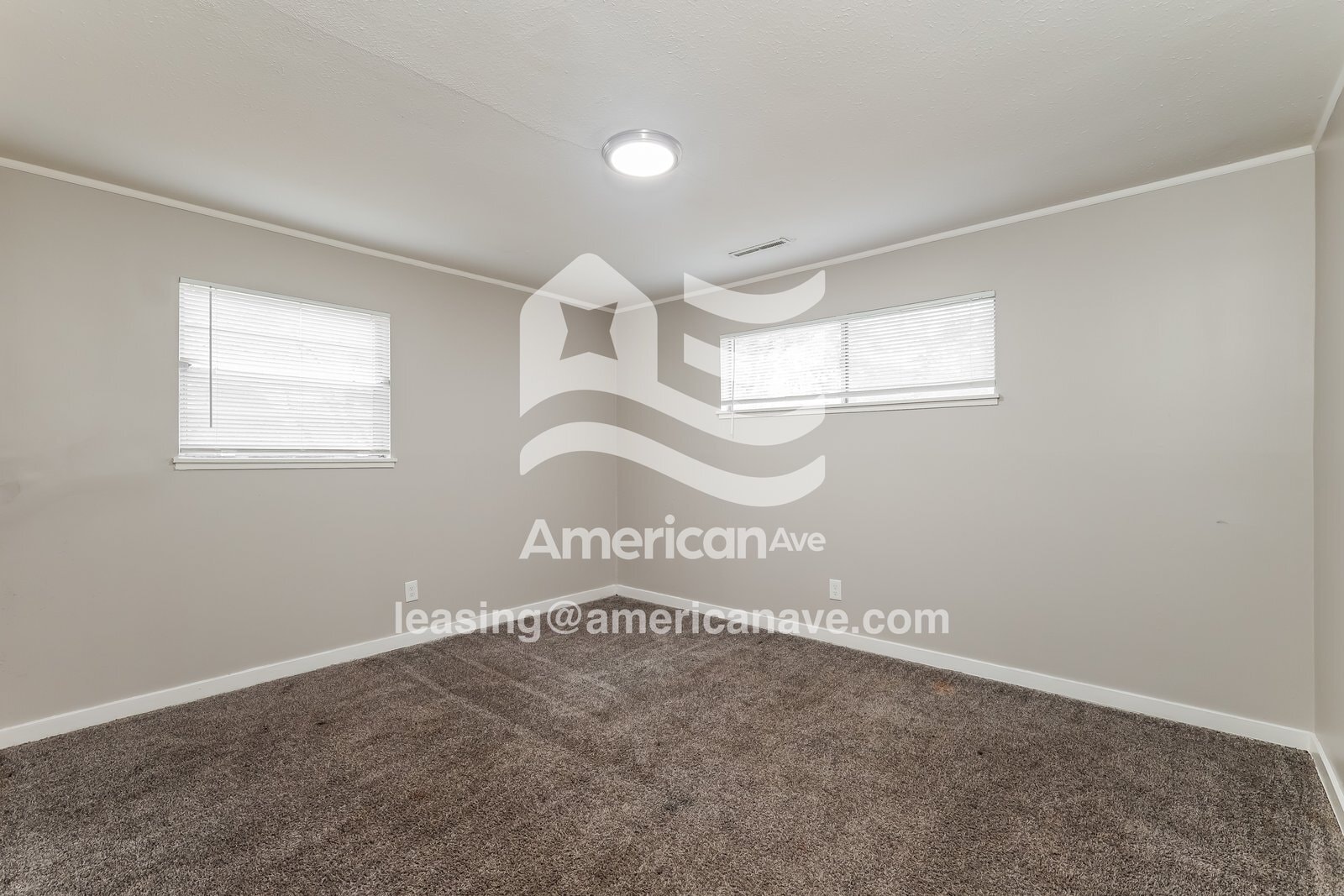 Building Photo - 1540 Maria Dr