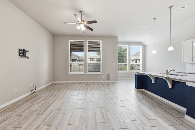 Building Photo - 2116 Blackhawk Ridge Ln