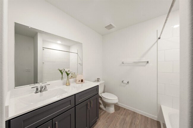 Building Photo - 14866 Ash Landing Dr