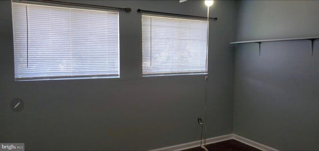 Building Photo - 40 Rose Ln