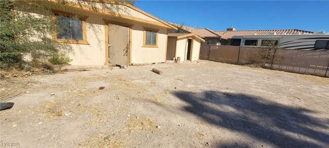 Building Photo - 2784 Belcastro St