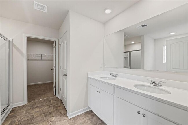 Building Photo - 7962 Centera Ct