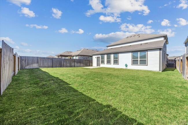 Building Photo - 23007 Forebear Dr