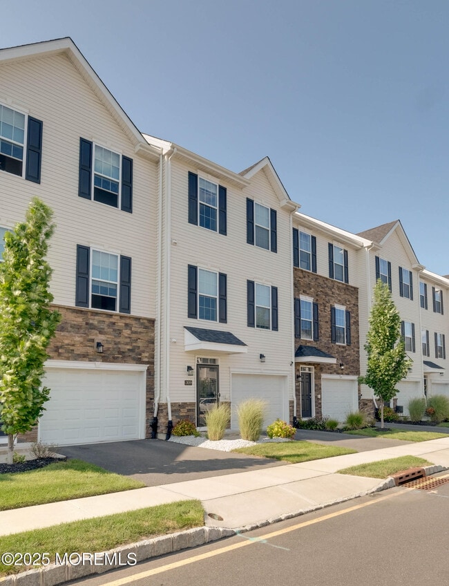 Building Photo - 309 Spirit Wy