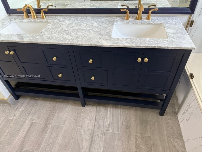 Building Photo - 2358 SW 177th Ave