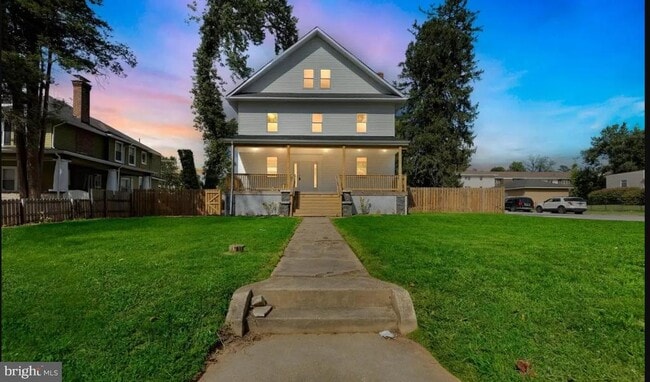 Building Photo - 4000 Maine Ave