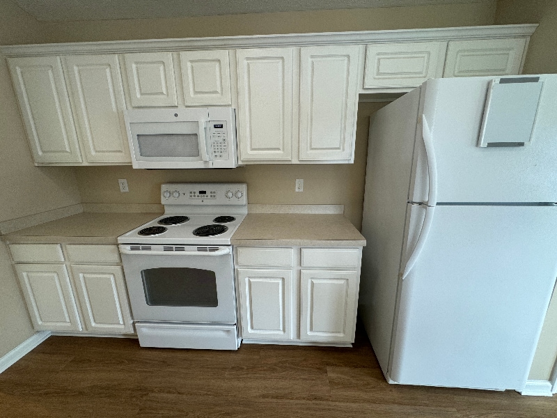 Building Photo - 4512 E Walkerton Rd