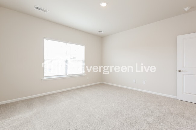 Building Photo - now