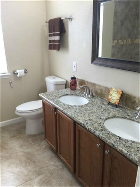 Building Photo - 511 Cypresswood Knoll