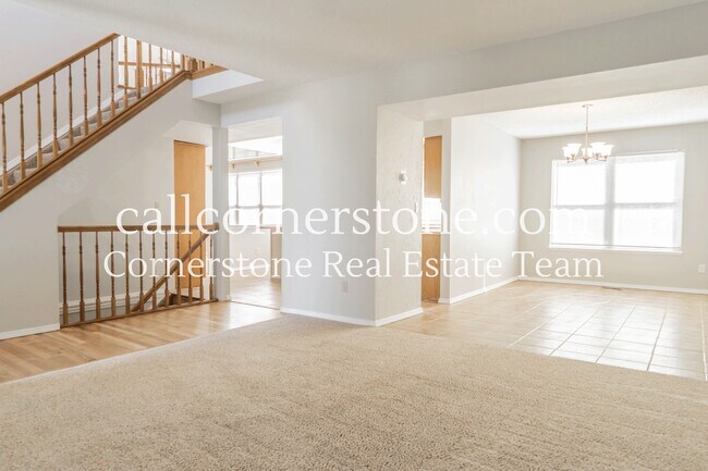 Building Photo - 5037 Plumstead Dr