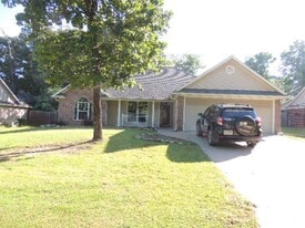 Building Photo - 519 Northwest Dr