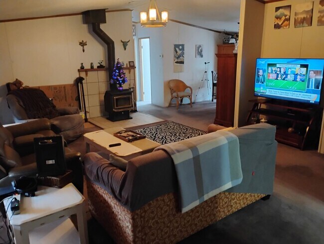 Building Photo - 3 Bedroom, 2 Bathroom Home in Moriarty, NM