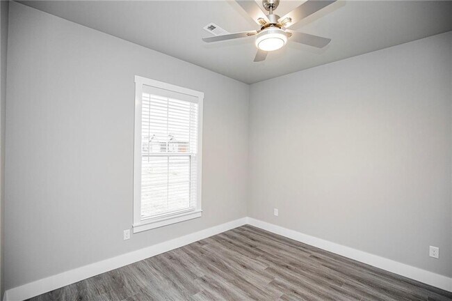 Building Photo - 1836 Seay Cir