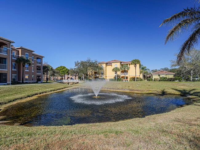 Building Photo - 5020 Fairways Cir