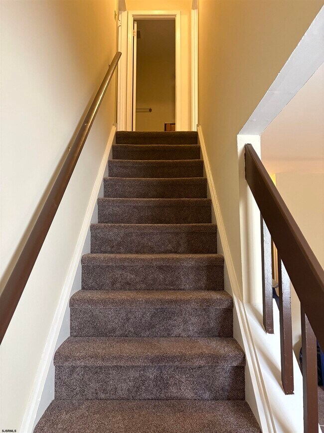 Building Photo - 2705 Goldenrod Ct