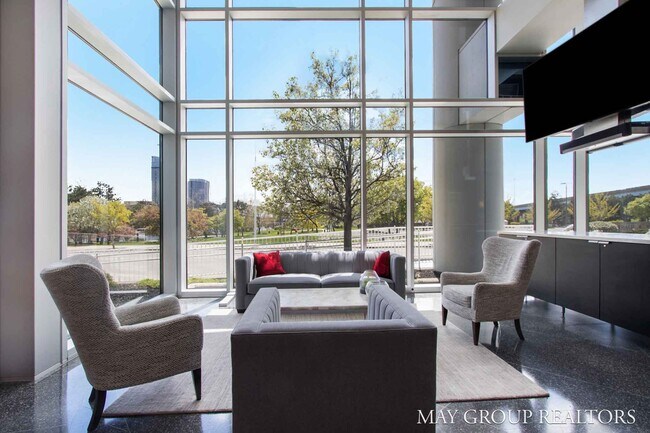 Building Photo - 335 Bridge St NW